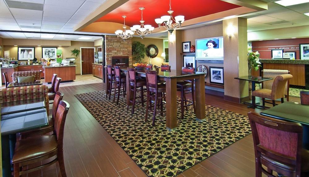 Hotel Hampton City-northwest