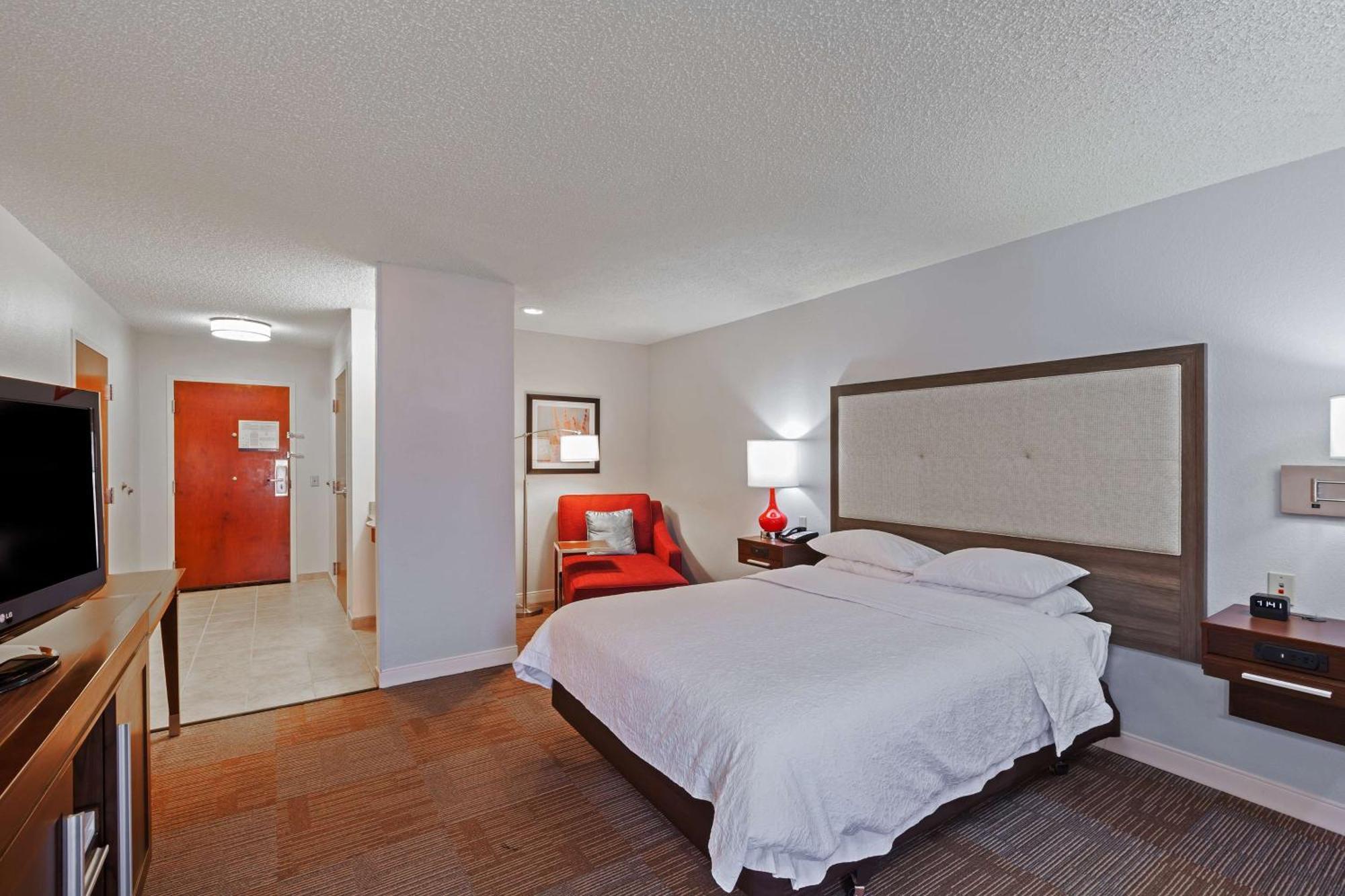 Hampton City-northwest Hotel 3*