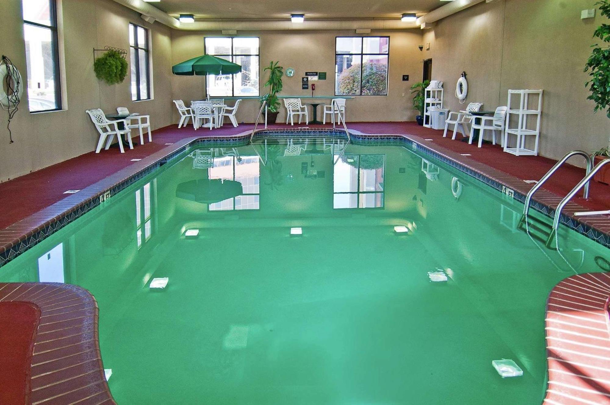 Hampton City-northwest 3*