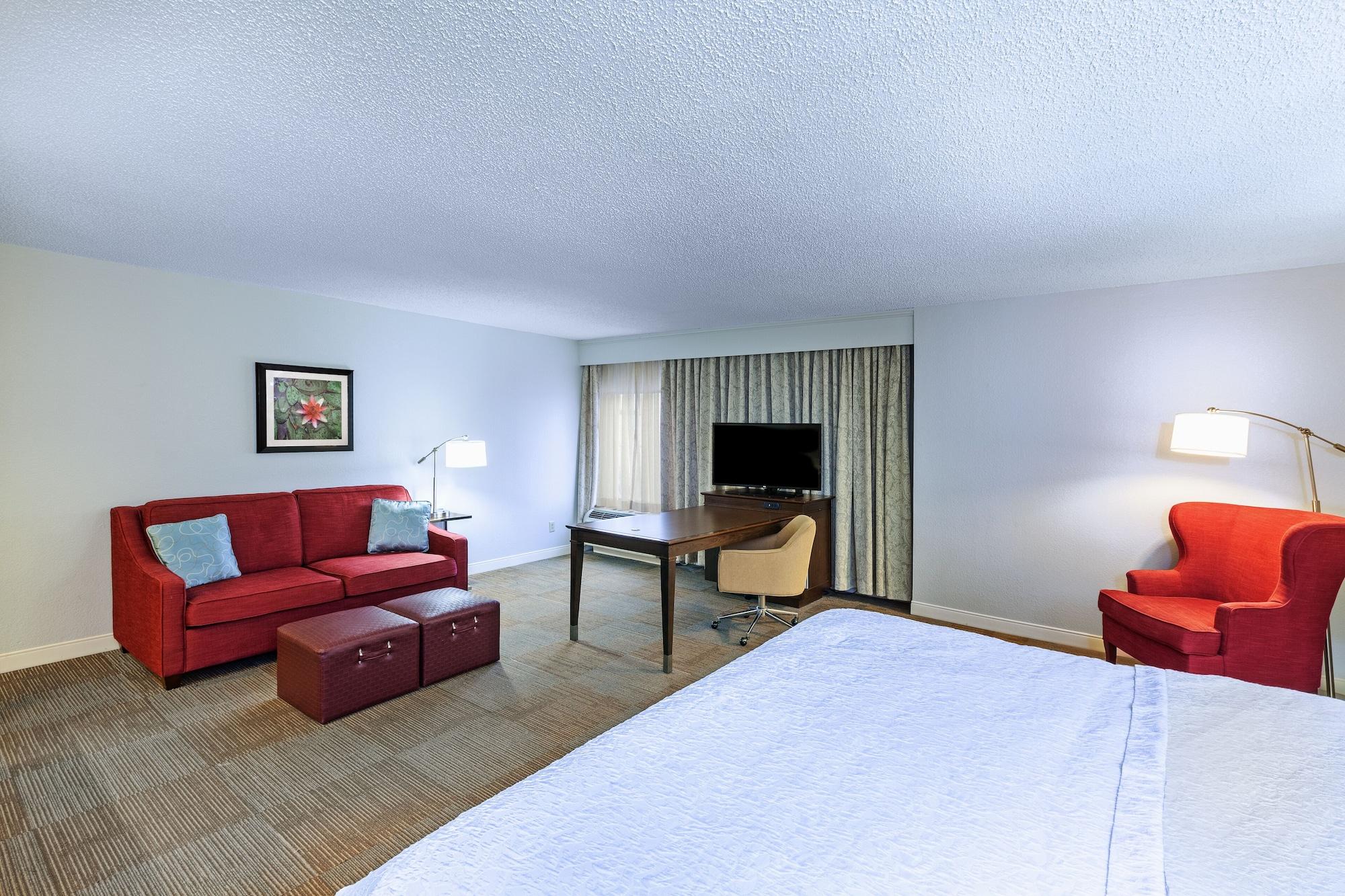 Hampton City-northwest Hotel